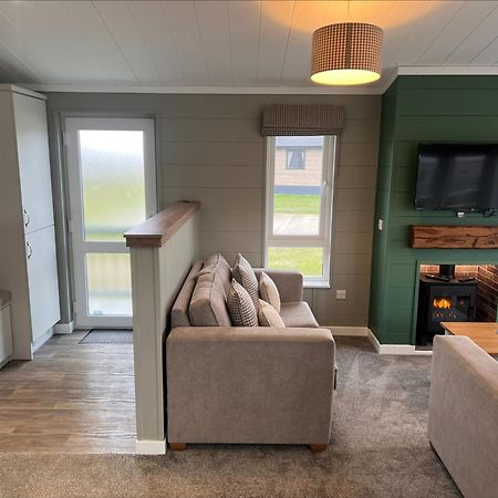 Brackenborough Lakes Resort 劳斯 外观 照片