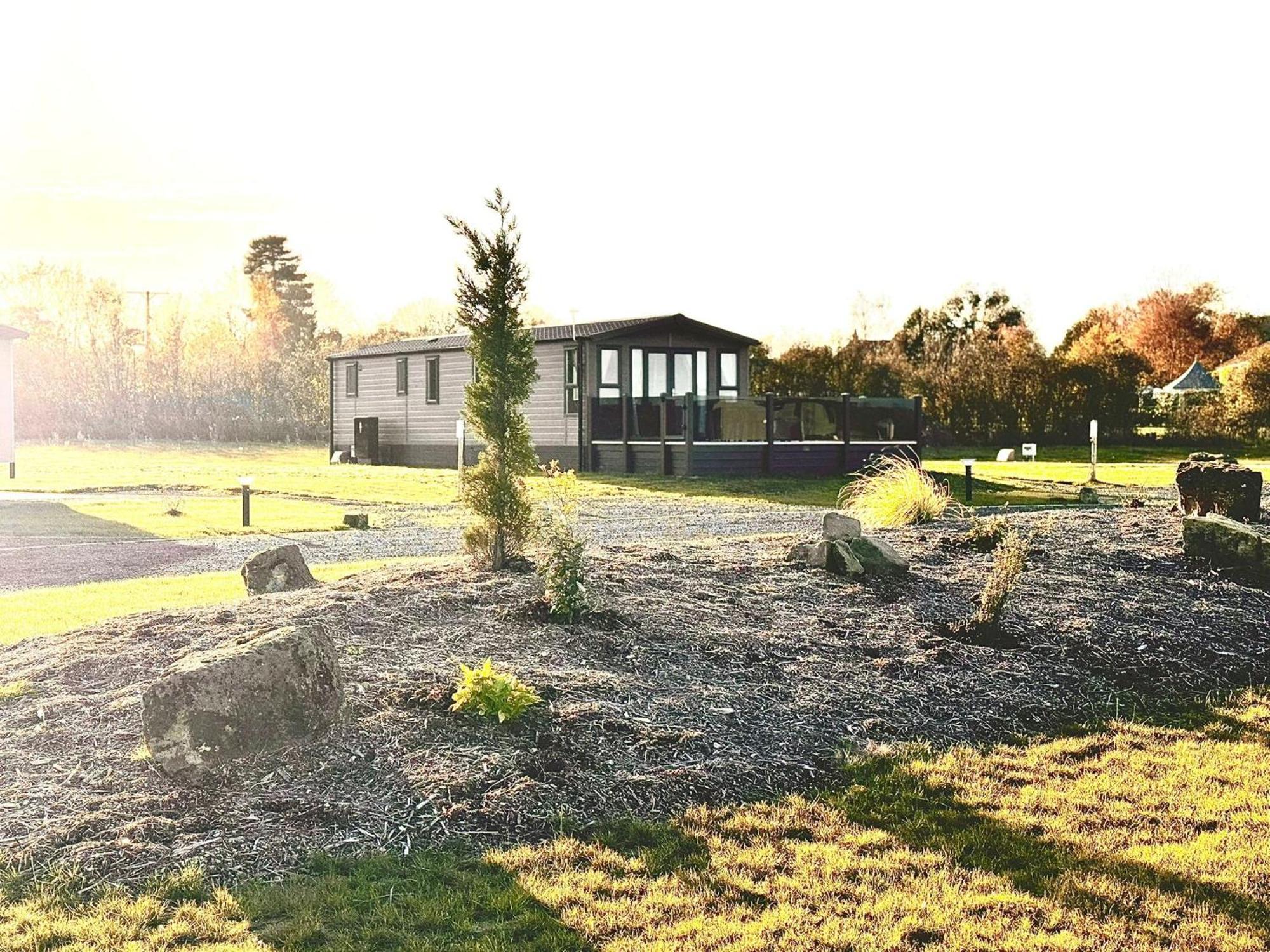 Brackenborough Lakes Resort 劳斯 外观 照片